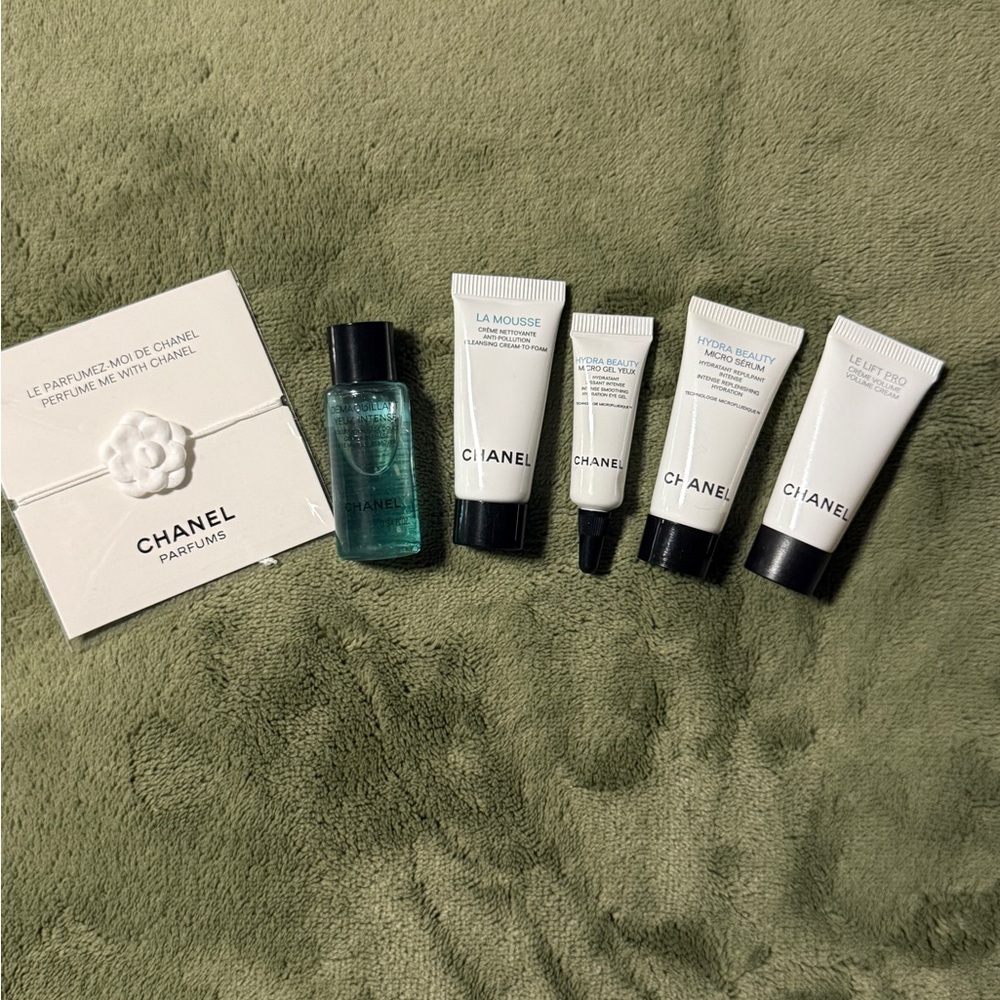 Chanel Skincare Travel Set, Mini, 100% Authentic